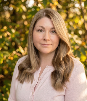 Ashley Enzie | Registered Psychologist Calgary